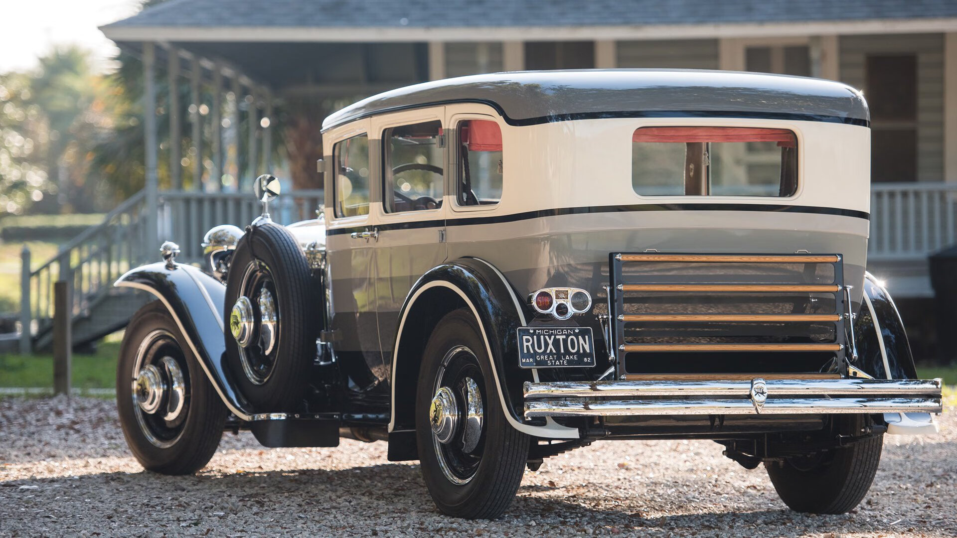 新王登基与东方闪电,姆巴佩的实力宣言与日本足球的震撼教育