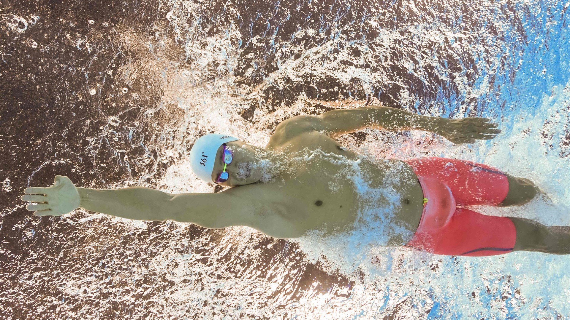 疆域无界，篮网可穿；贝恩时刻，世界为证—当新疆铁骑与孟菲斯新星共写篮球史诗