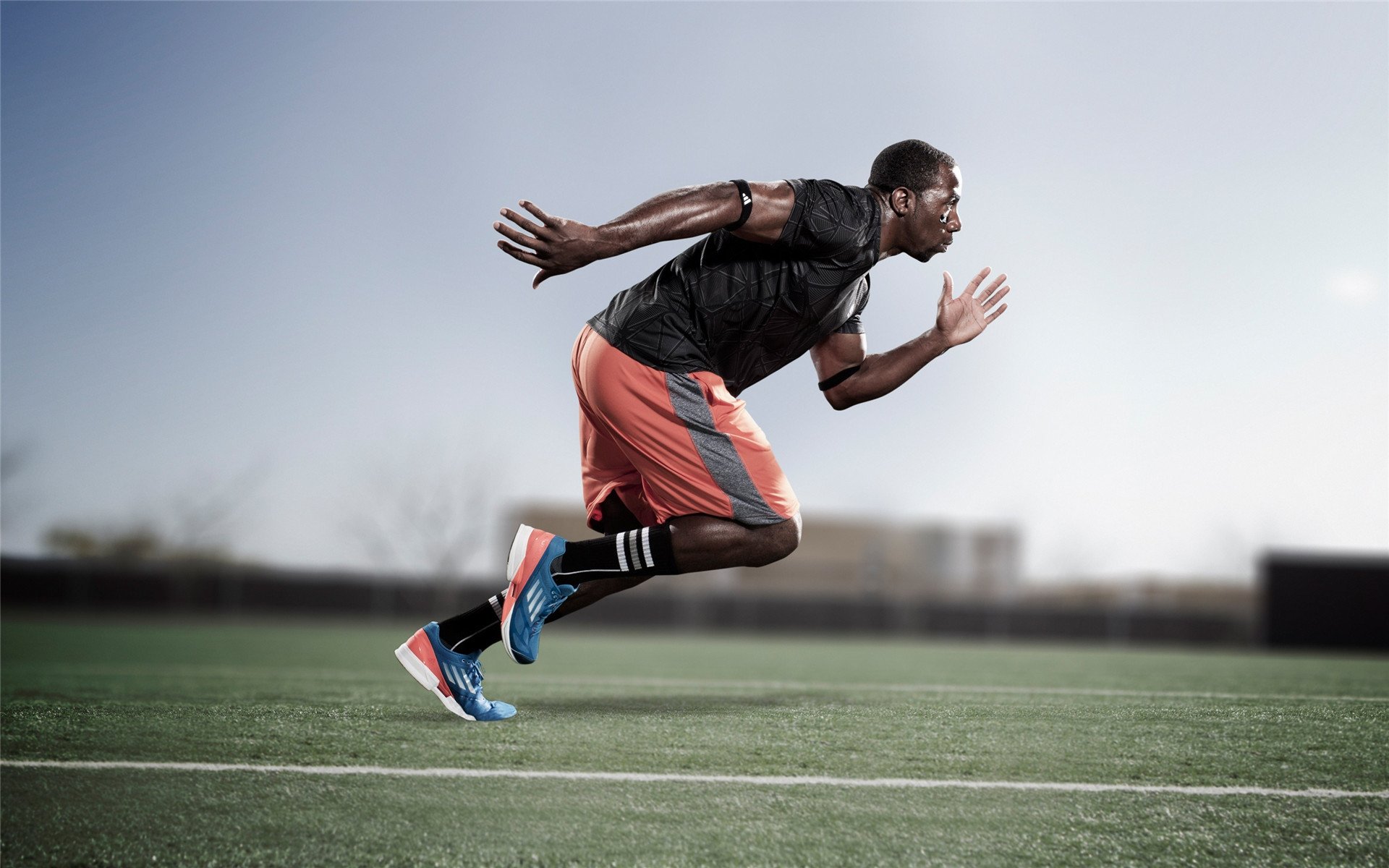 欧冠双城记，蓝军铁血力克巴黎，魔笛奏响伯纳乌凯歌