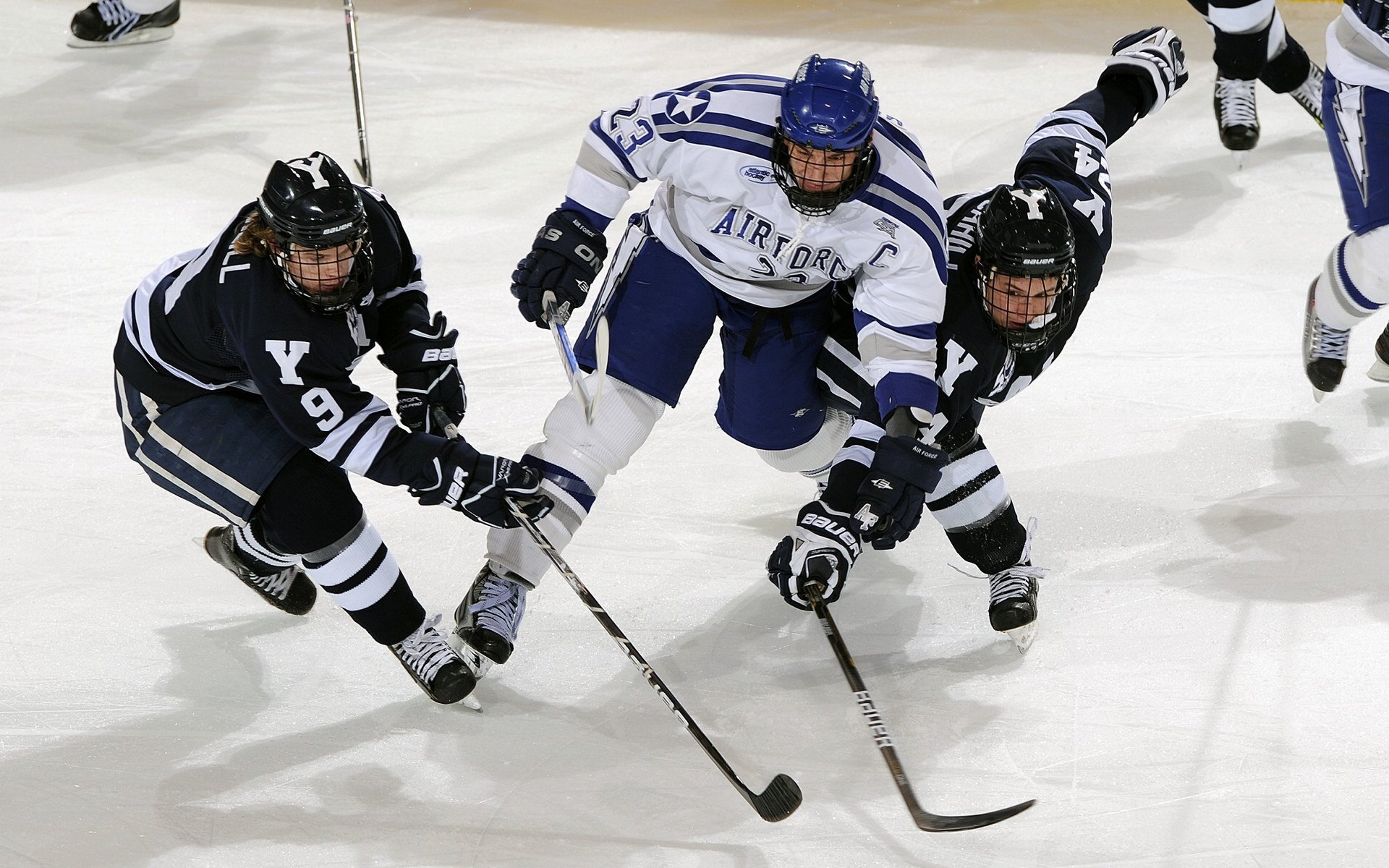 当横扫遇见制胜，从摩洛哥足球到莫德里奇，中国体育的启示录